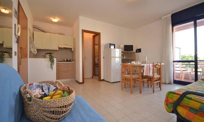 Bibione Apartamento | Piso vibrante en edificio frente al mar - Beahost