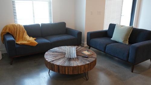 East Lawrence Casa | Intoku Loft