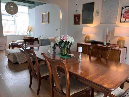 Sunderland Casa | Inviting 2-Bed House in Sunderland WiFi Parking