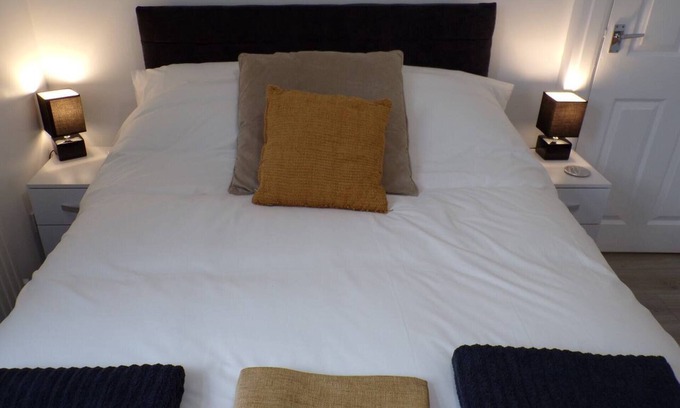 Southend-on-Sea Apartamento | Inviting 3-bed Apartment in Southend-on-sea