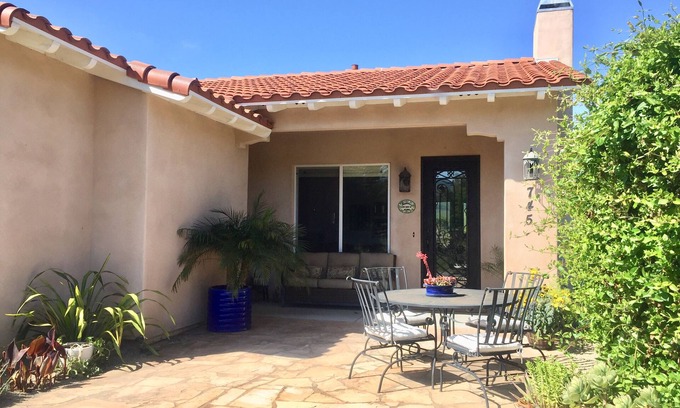 San Luis Obispo Casa | Casita bellamente construida de 2 habitaciones y 2 baños ubicada en Twin Creeks Vineyard🍷