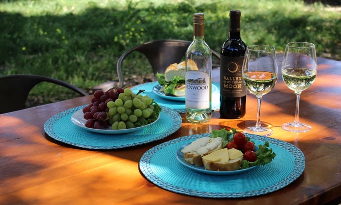 Eldridge Casa | Escapada acogedora de Sonoma Wine Country con jardín privado y bañera de hidromasaje con tachuelas de roble