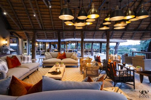 Thorny Bush Game Reserve Cabina | Inyati Game Lodge