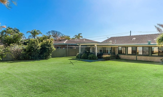 Iluka Casa | Iona - Plenty of room to park your boat.