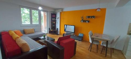 Kisela Voda Apartamento | Ira's Place Near Central Area