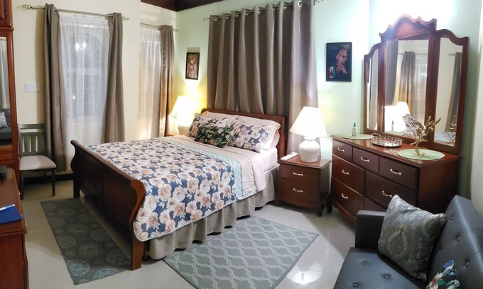 Caribbean Estates Apartamento | Irie Hideaway - Private Studio in Gated Community, Caribbean Estates, Portmore