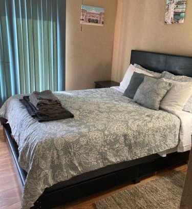 Poinciana Casa | Irises House - private room in home