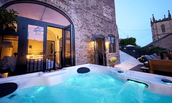 Ironbridge Apartamento | Apartamento-Lujoso-Baño con ducha-Vista a lugar emblemático-Ironbridge Tiny H...