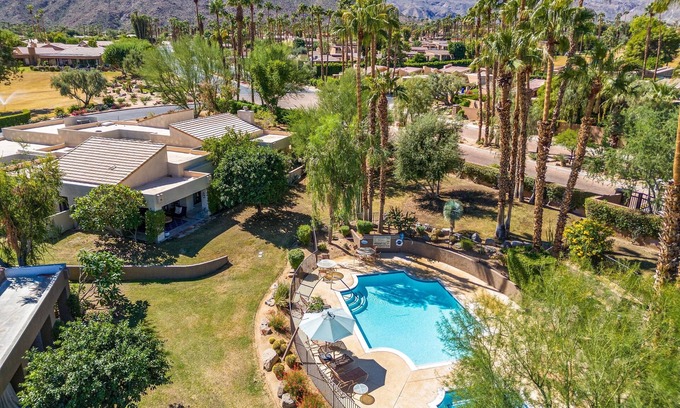 Palm Desert Condominio | Ironwood Country Club Condo in Palm Desert, California