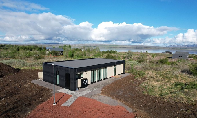 Selfoss Casa | Cozy Icelandic house with views to lake Apavatn