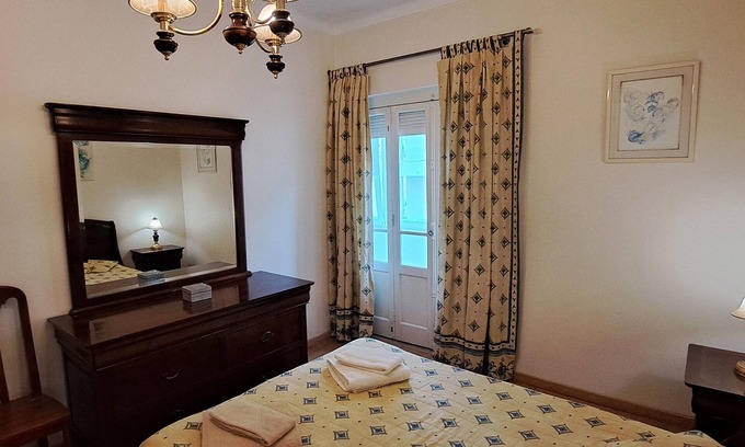 Algueirao - Mem Martins Apartamento | Apartamento de vacaciones en Mem Martins, a 4 Km. De Sintra.