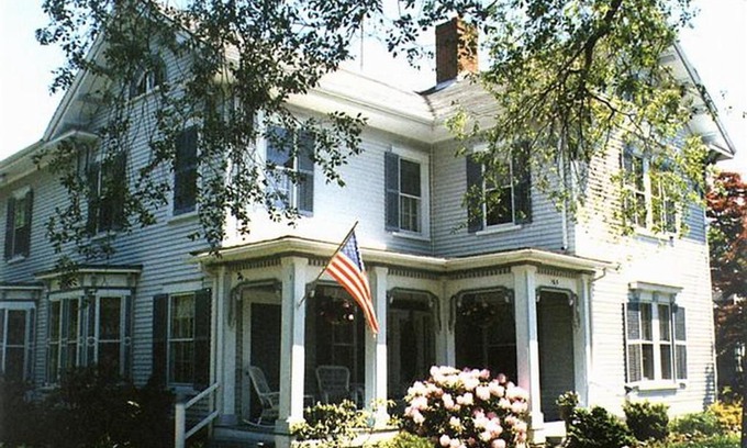 Sandwich Cama Y Desayuno | Isaiah Jones Homestead Bed and Breakfast