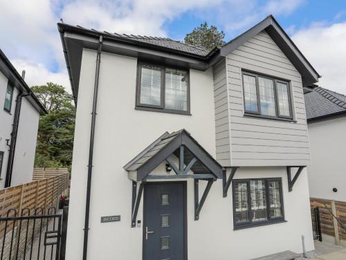 Llangefni Casa | Iscoed