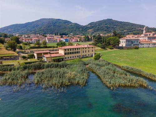 Clusane Apartamento | IseoLakeRental - La Nassa