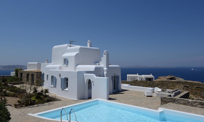 Fanari Villa | ISholidays Mykonos Villa Crystal