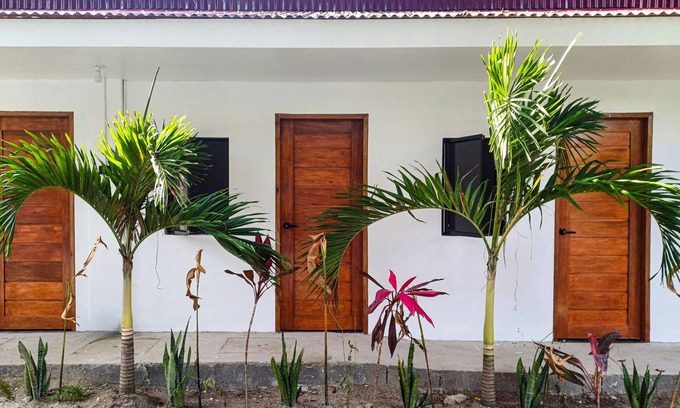 Catangnan Hotel | Isla Linaw Siargao