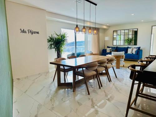Zona Dorada Apartamento | Isla Pájaros - Beach Condo