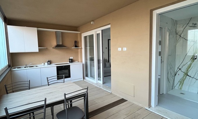 Villasimius Casa | Isla Relax House, with Jacuzzi