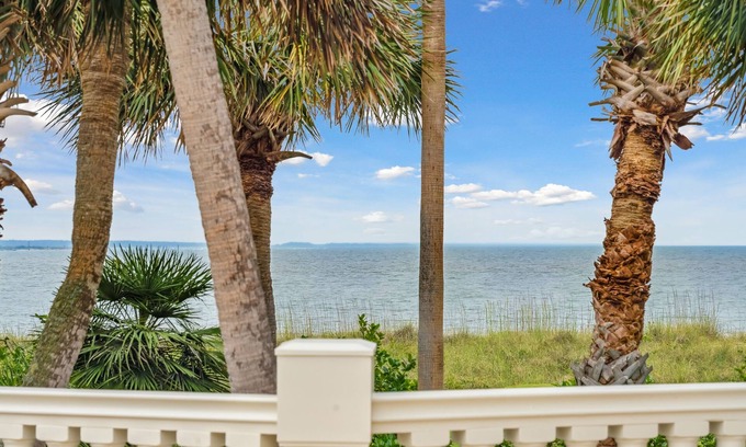 Ocean Point Casa | 'Island of Skye', Oceanfront Paradise