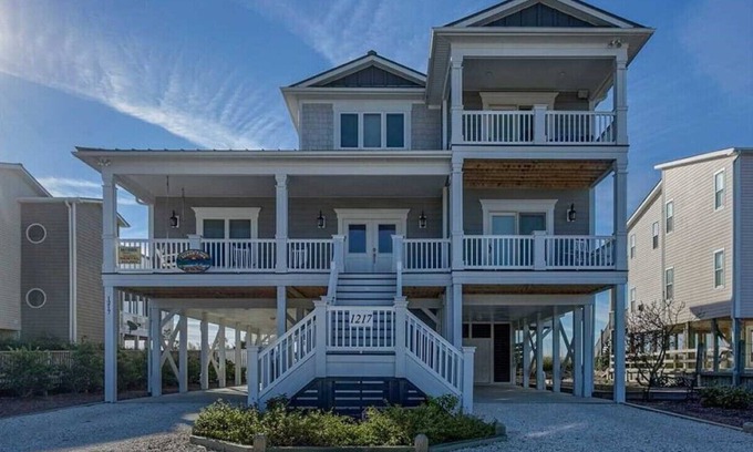 Holden Beach Casa | "Island Time All the Time" Here at this Beautiful Ocean Front Oasis