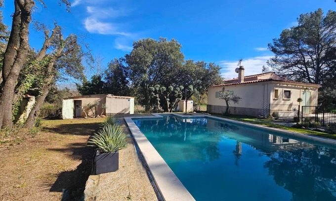 Besse-sur-Issole Casa | Issola - Maison familiale avec piscine