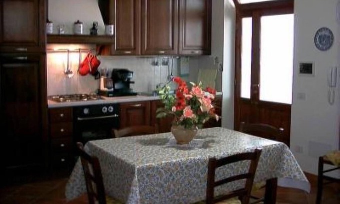 Chiusdino Villa | Apartamento en villa con jardín y piscina Apartamento en residencia