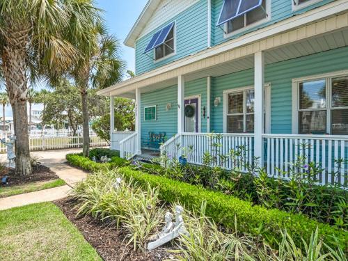 Crystal Shores Casa | It Had to Be You by Newman-Dailey