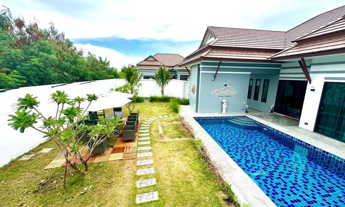 Hua Hin Villa | It is only 5 minutes from the beach. This is Brand New House with 15 people max