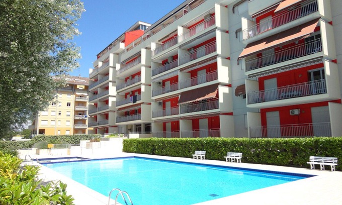 Porto Santa Margherita Apartamento | Piso con piscina en el centro de la ciudad