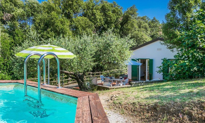 Rosignano Marittimo Casa | Casa de vacaciones privada con piscina privada, TV, terraza, mascotas permitida, aparcamiento