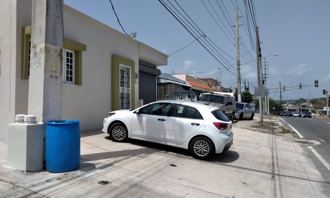 Hato Abajo Casa | Es una casa privada tiene todas las comodidades que Gentleman n Ladies necesita,