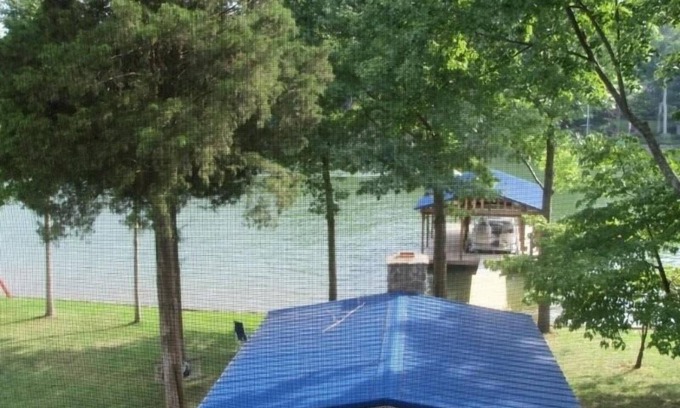 Mount Mourne Cabina | Es cinco en punto aquí! Pontoon disponible! Lee abajo. 1'viene 1'st servir.