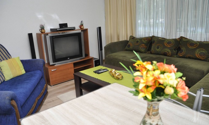Novo Sarajevo Apartamento | Está ubicado en un hermoso lugar en la ciudad