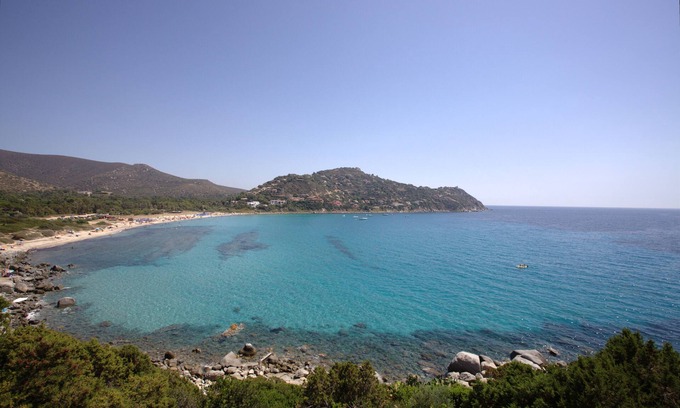 Torre delle Stelle Villa | Casa frente al mar, Torre delle Stelle, Cerdeña