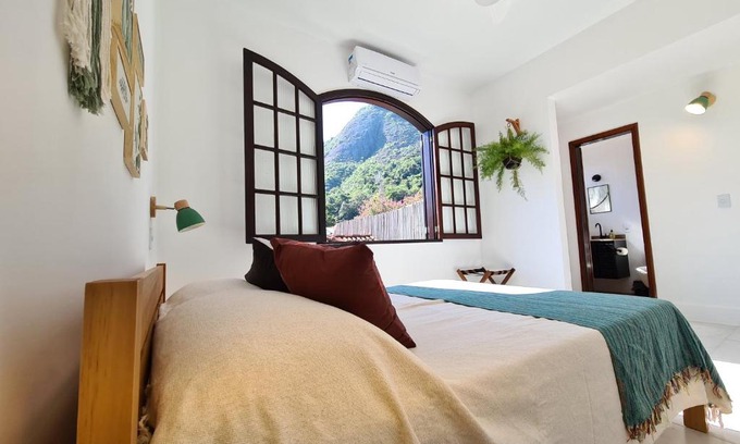 Itacoatiara Apartamento | Itacoatiara - Apartamento com café da manhã ao lado da praia