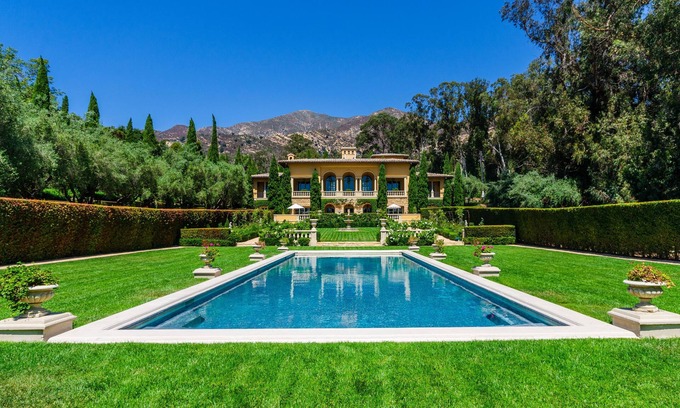 Golden Quadrangle Casa | Italian Villa