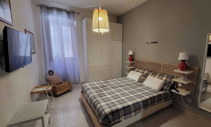 Cuglieri Apartamento | Itiseasy1 Piano Suites Nel Corso