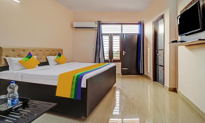 Mohali Casa | Itsy By Treebo - Divine Inn
