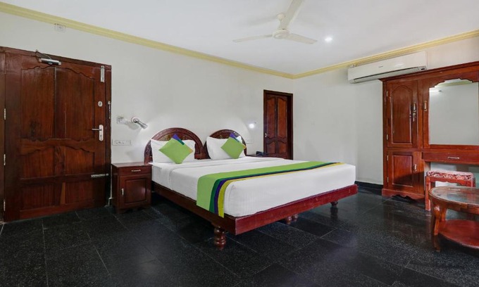 Kovalam Complejo | Itsy Hotels The Waters Edge Beach Resort