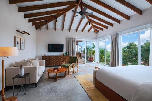 Placencia Complejo | Itz'ana Resort & Residences