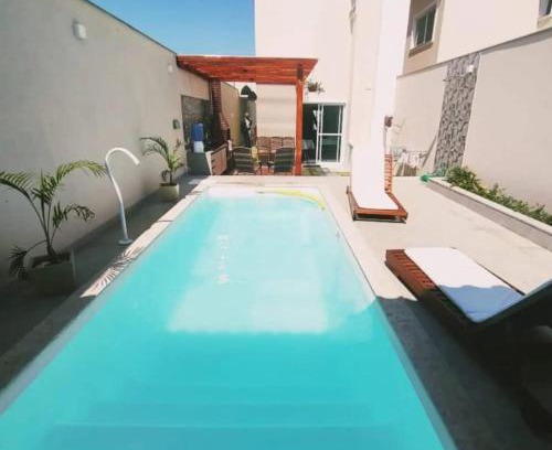 Praia do Morro Casa | Ivana Imoveis - Casa com Piscina na Praia do Morro á 2 minutos da praia