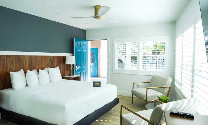 Clearwater Beach Hotel | Ivory Sands Beach Suites - Premium King
