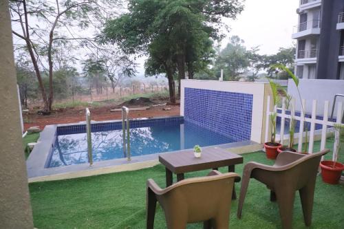 Karjat Apartamento | Ivy Bliss Studio with Private Pool, B 10, Karjat