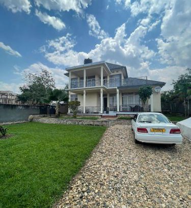Bujumbura Casa | Iwachu Villa