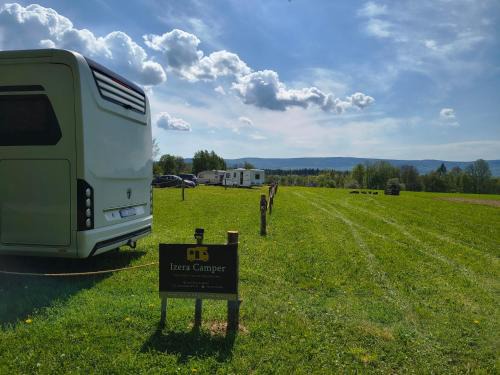 Mirsk Otro | Izera Camper - RV-camper site&service - plac kamperowy, stellplatz