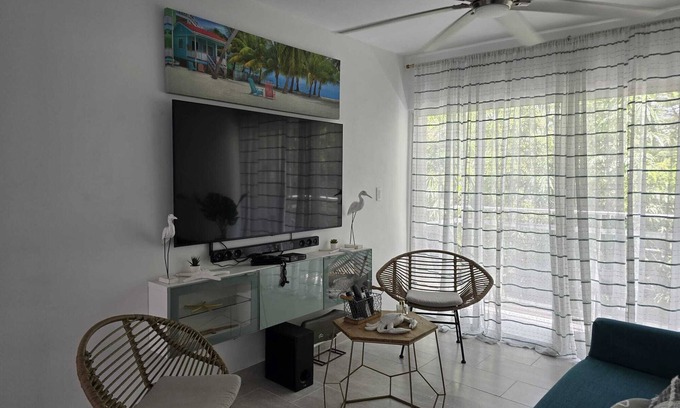 Santo Domingo Condominio | J & P's Place * Moderno, limpio y apto. en Riviera Colonial, frente a la Zona Colonial