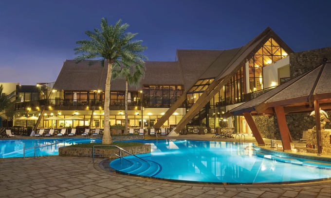 Jebel Ali Complejo | JA Palm Tree Court, Dubai