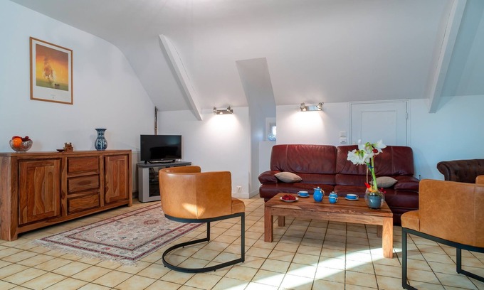 Plomeur Apartamento | Jacinthe - Appt dans une villa néo-bretonne
