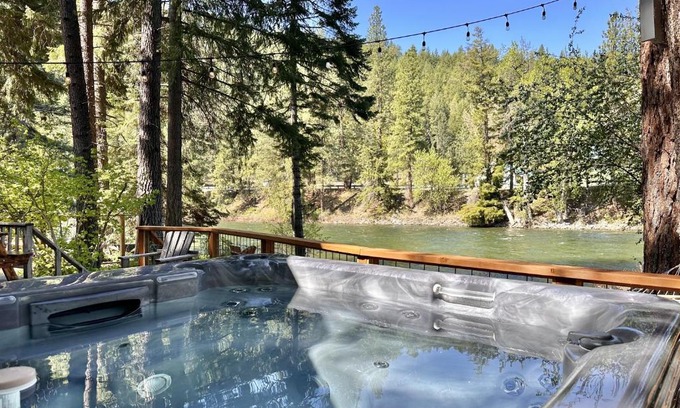 Leavenworth Cabina | Jack's Cabin by NW Comfy Cabins
