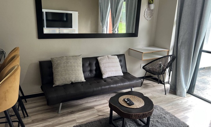 Greater Johannesburg Metropolitan Area Apartamento | Jackey the Jackel Located at South Africa’s best Golf Estate.